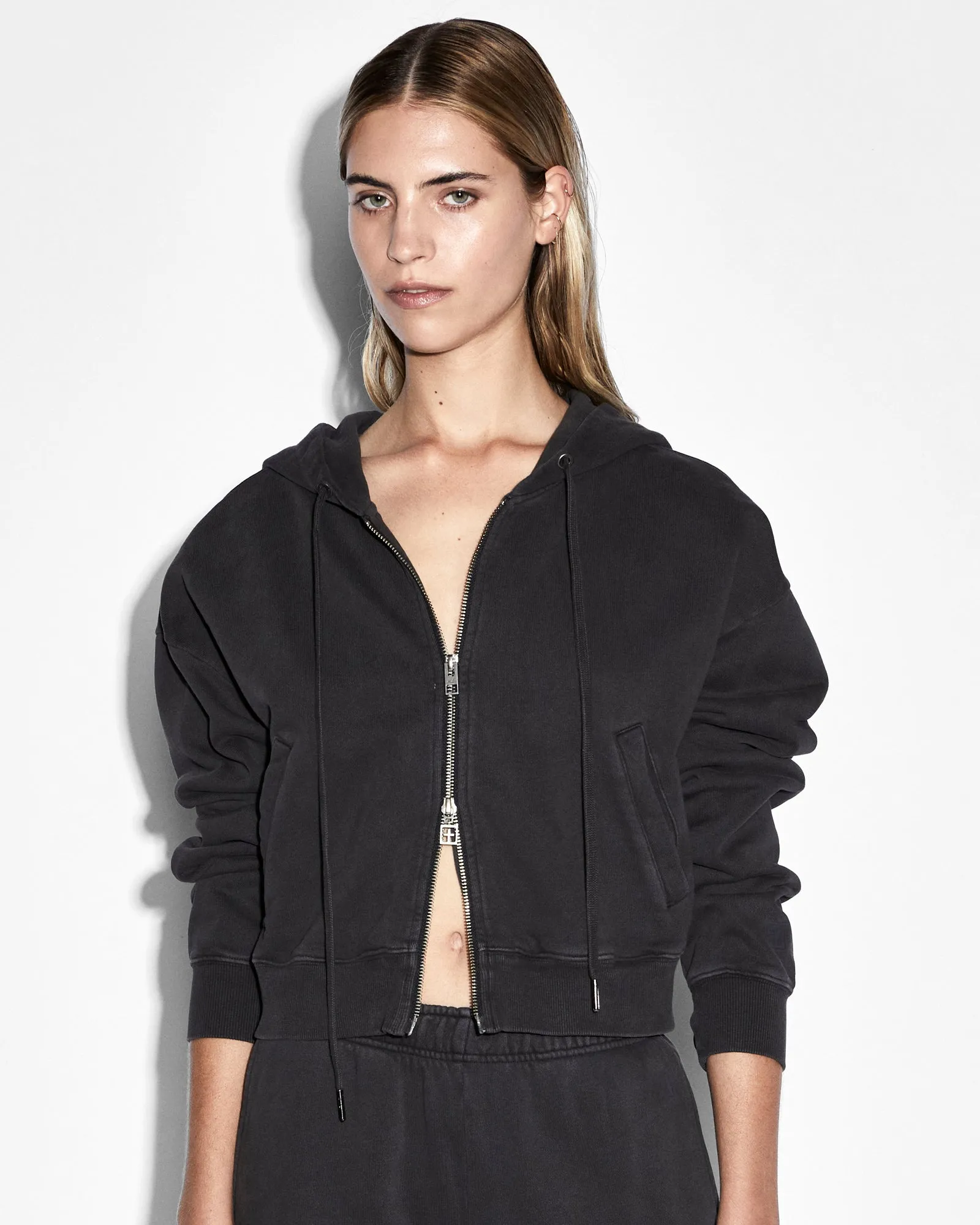 3X4 ORIGIN CROPPED HOODIE WASHED BLACK