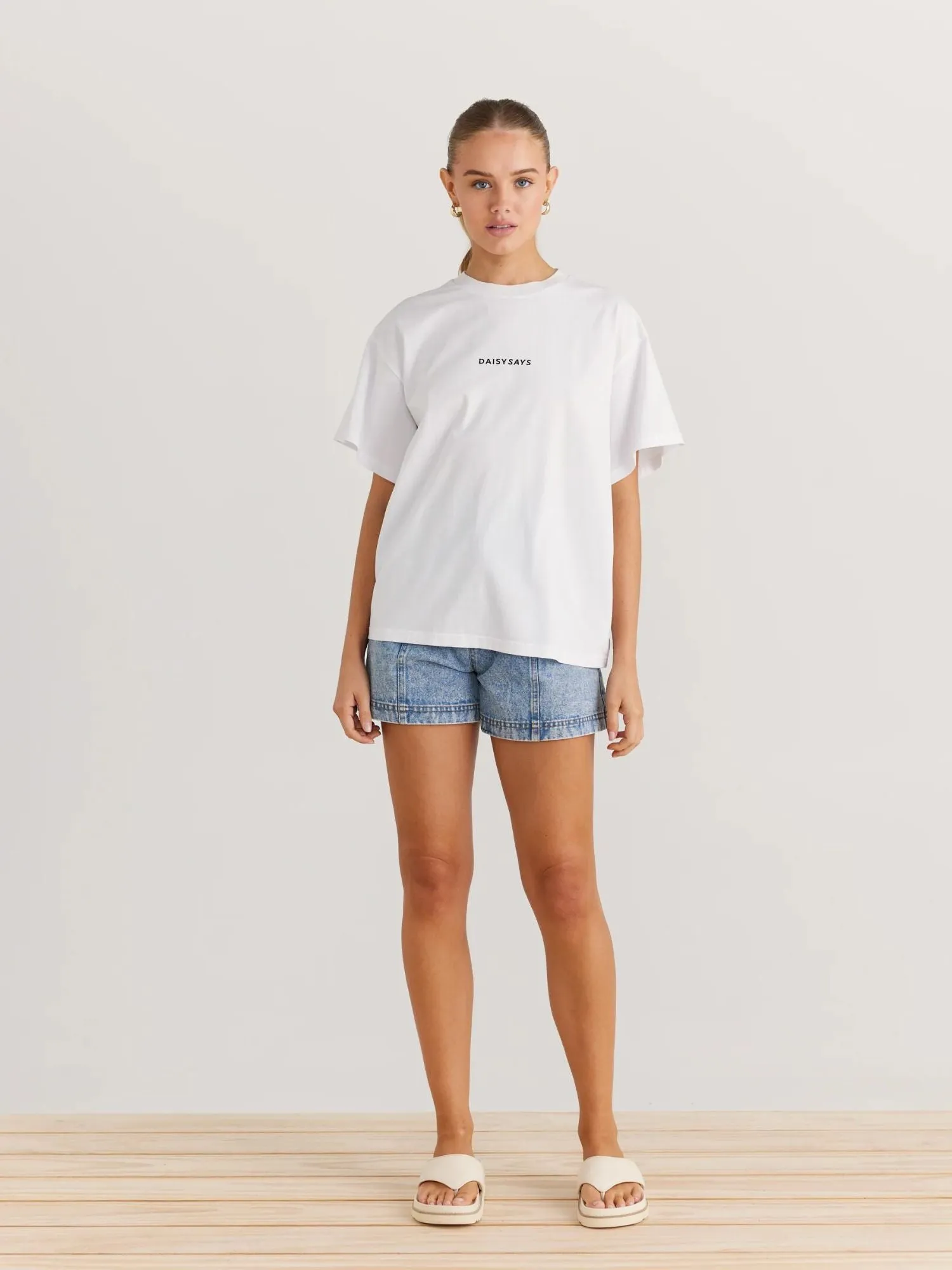 Daisy Logo Boxy Tee | White