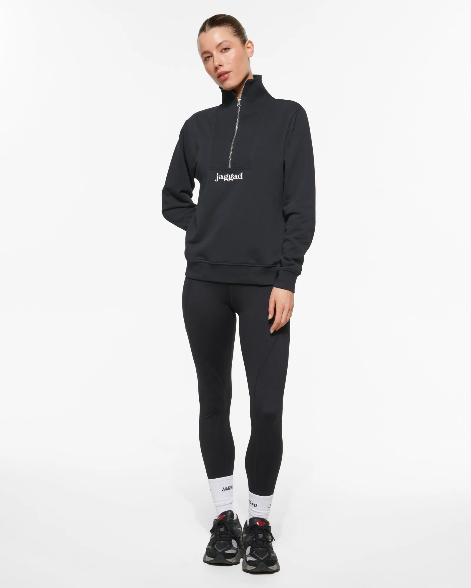 ESSENTIAL ZIP-NECK SWEATER BLACK