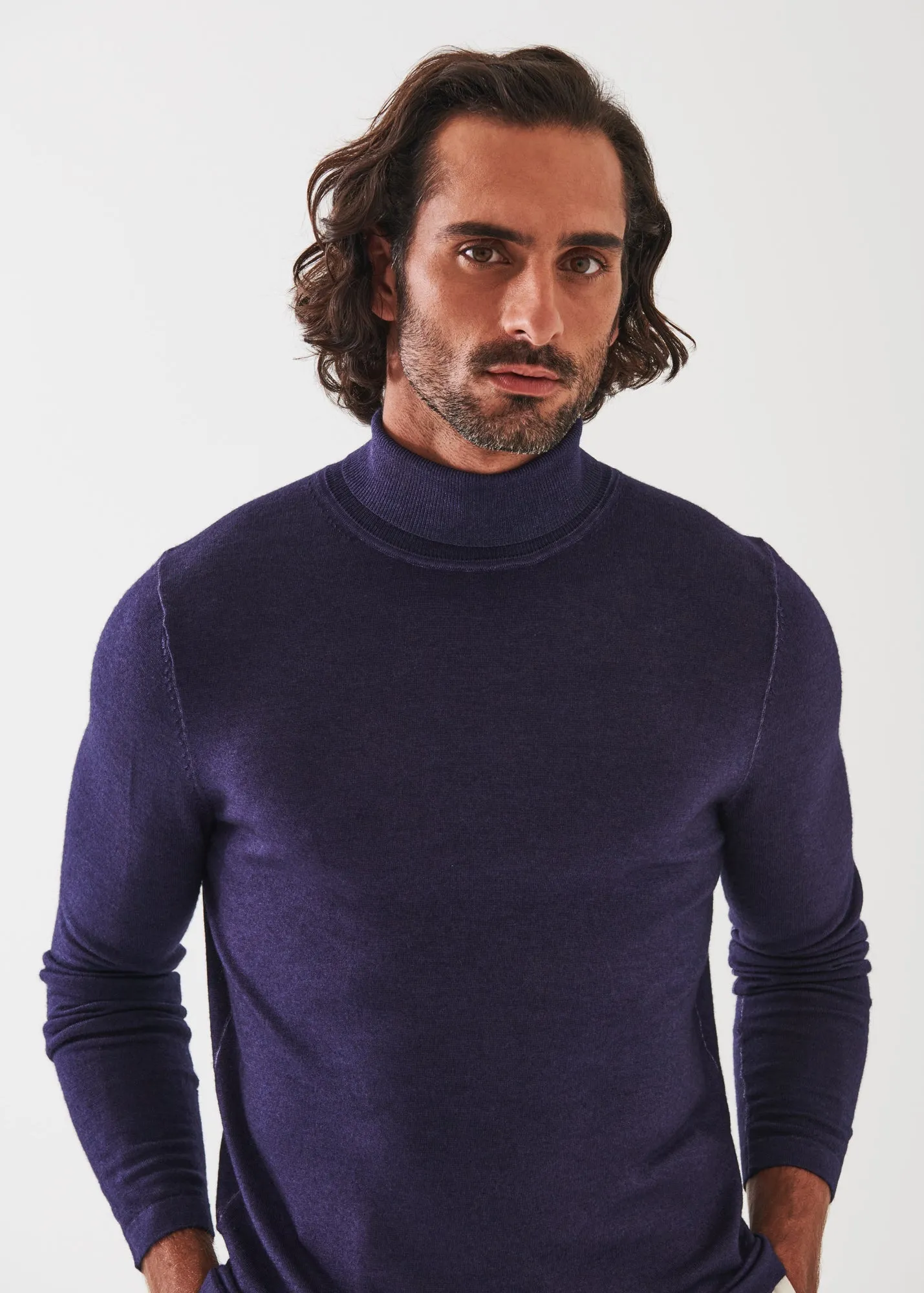 EXTRA-FINE MERINO VINTAGE WASH TURTLENECK