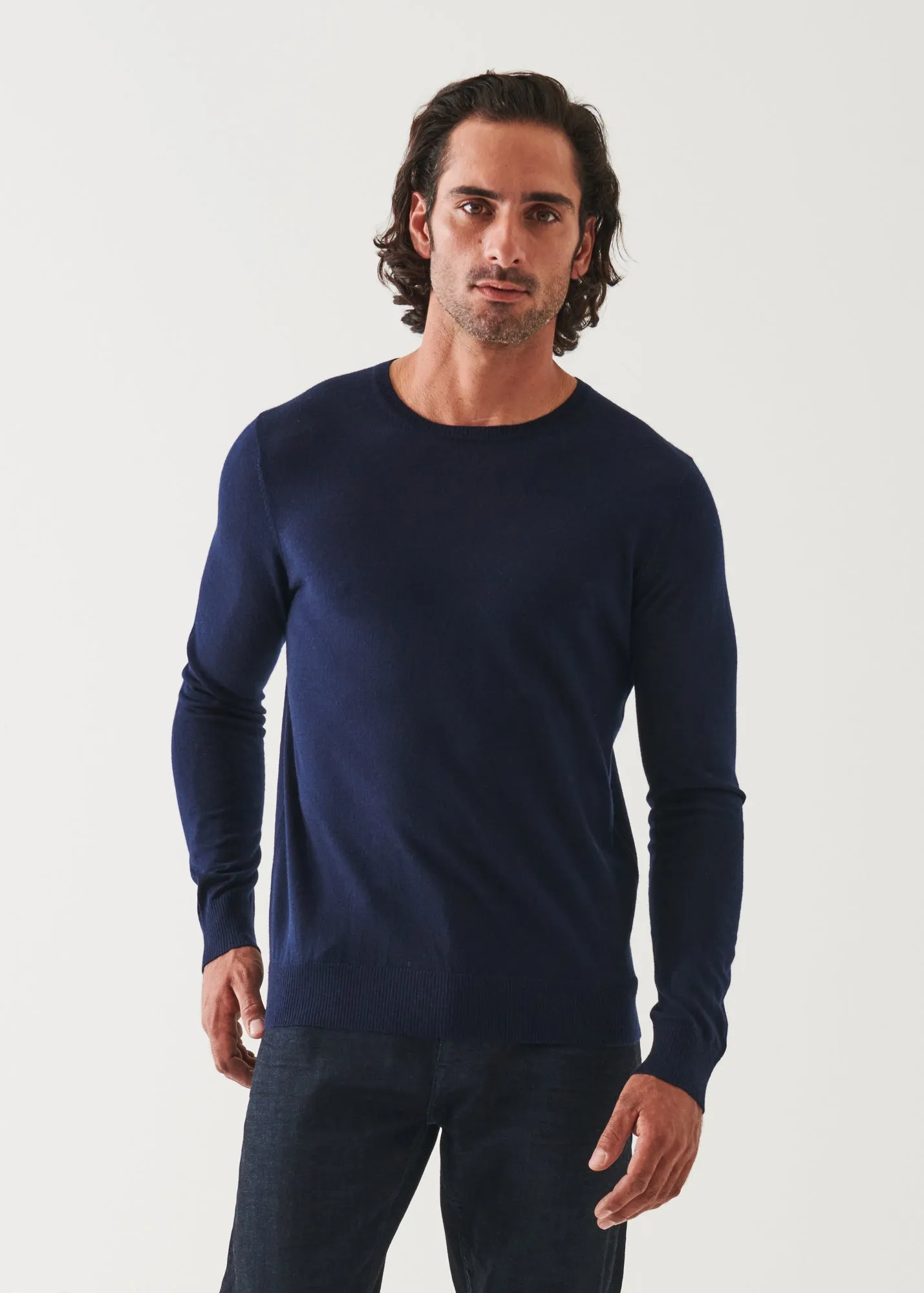 FINE GAUGE MERINO WOOL CREWNECK